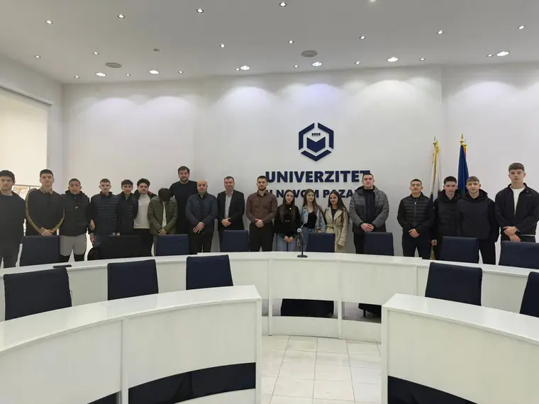 Učenici u poseti Internacionalnom univerzitetu u Novom Pazaru